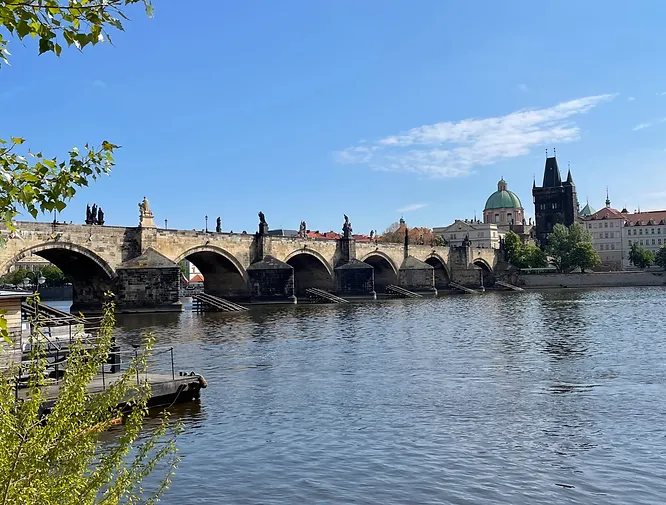 CHARLES BRIDGE