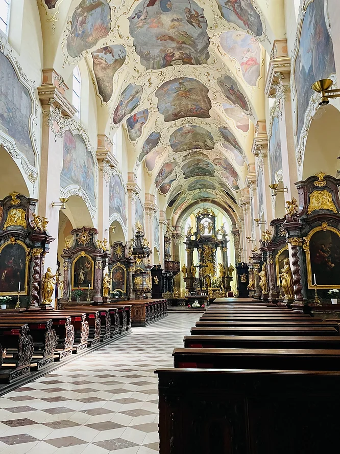 STRAHOV MONASTERY (STRAHOVSKÝ KLÁŠTER)